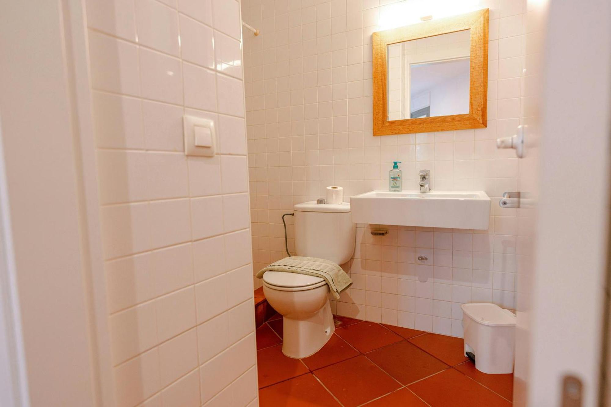 T1- Family Getaway 50m From The
